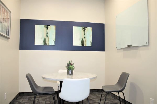 meeting-room-600x400