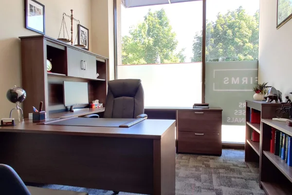shared office space 600x400